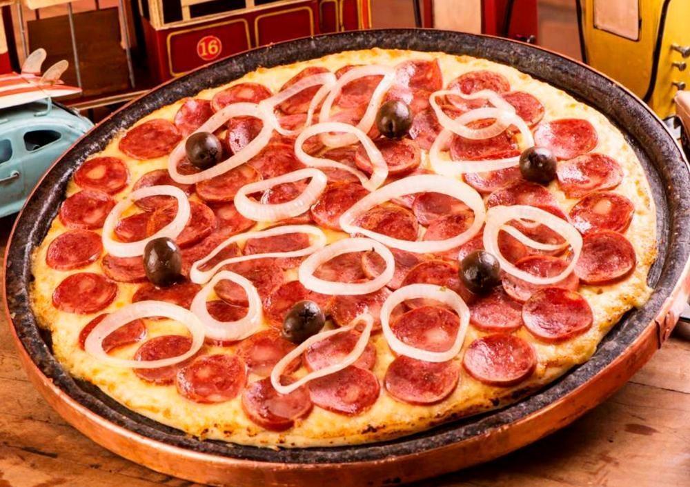 Pizza de calabresa