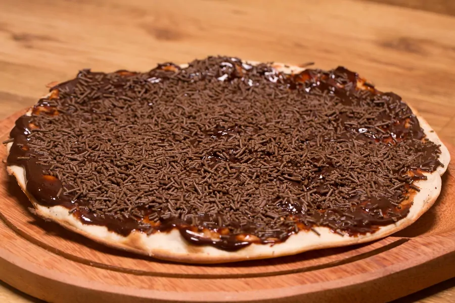 Pizza brigadeiro