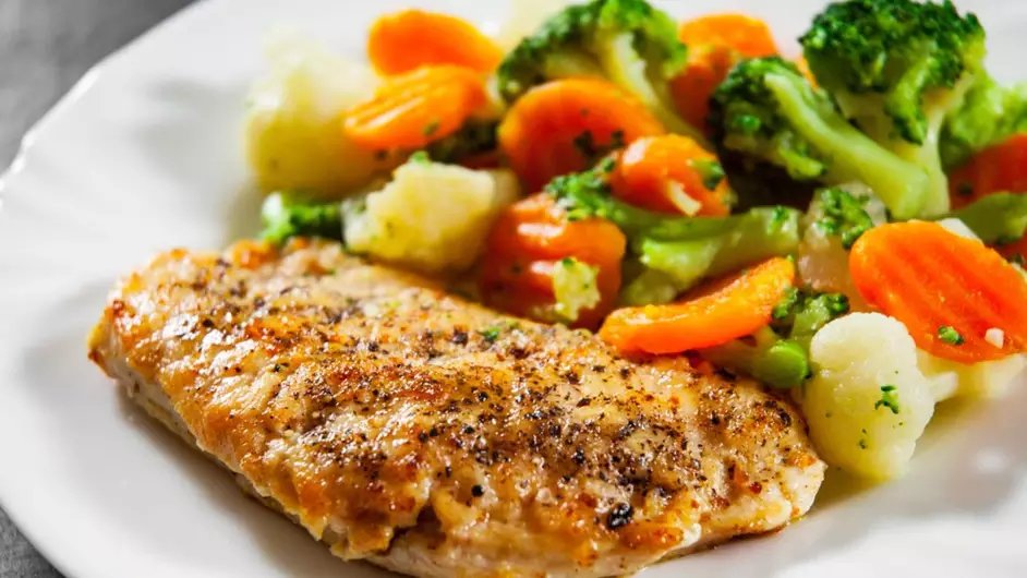 Frango com legumes